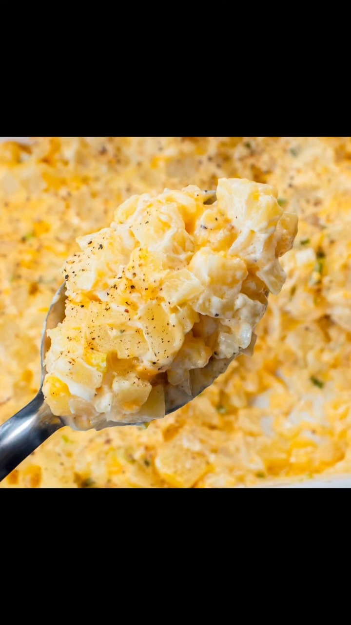 🧀 Cheesy, golden, and oh-so comforting! This Hashbrown Casserole is a ...