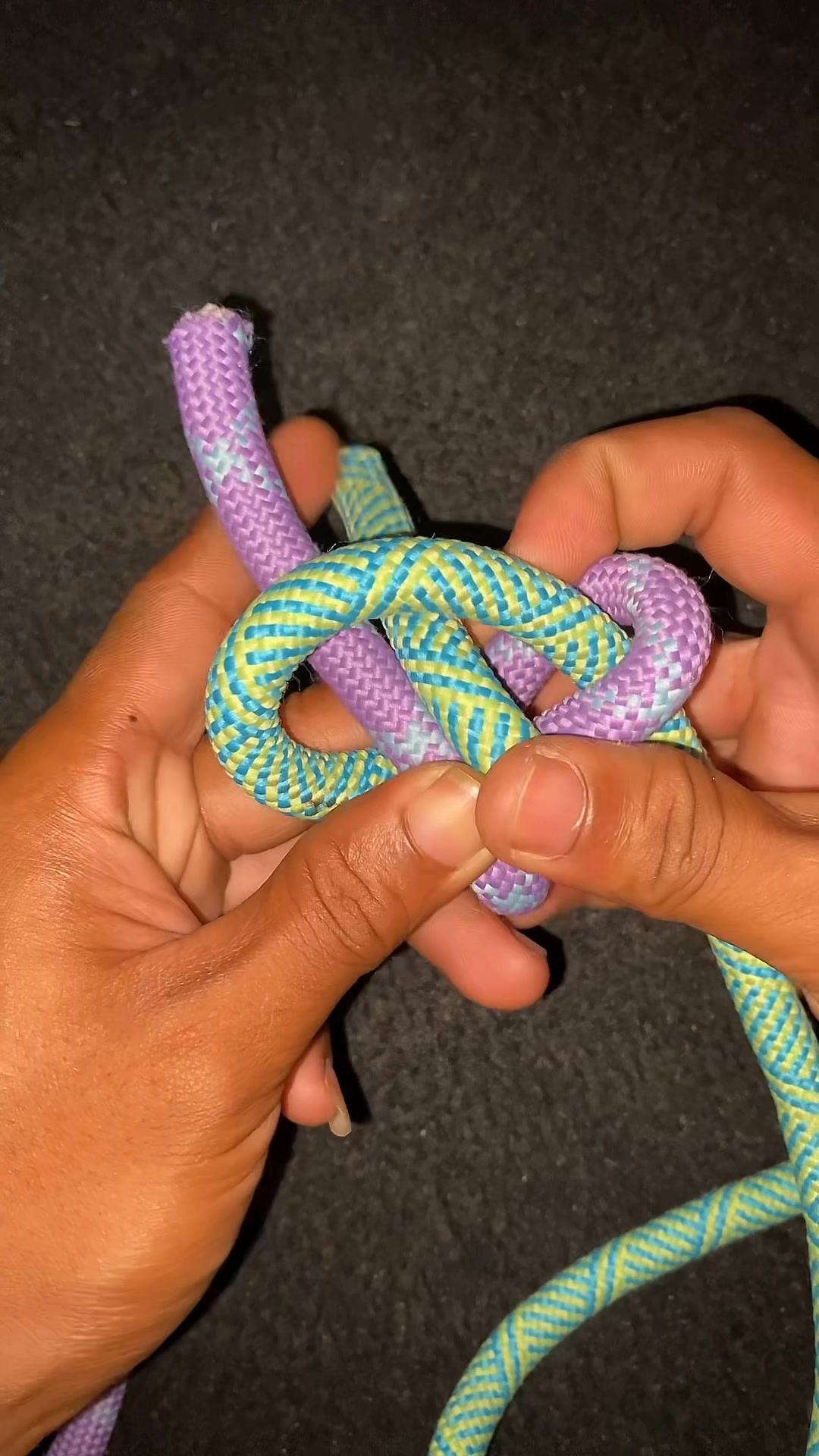 I didn't expect this way to connect two ropes, young and practical ...