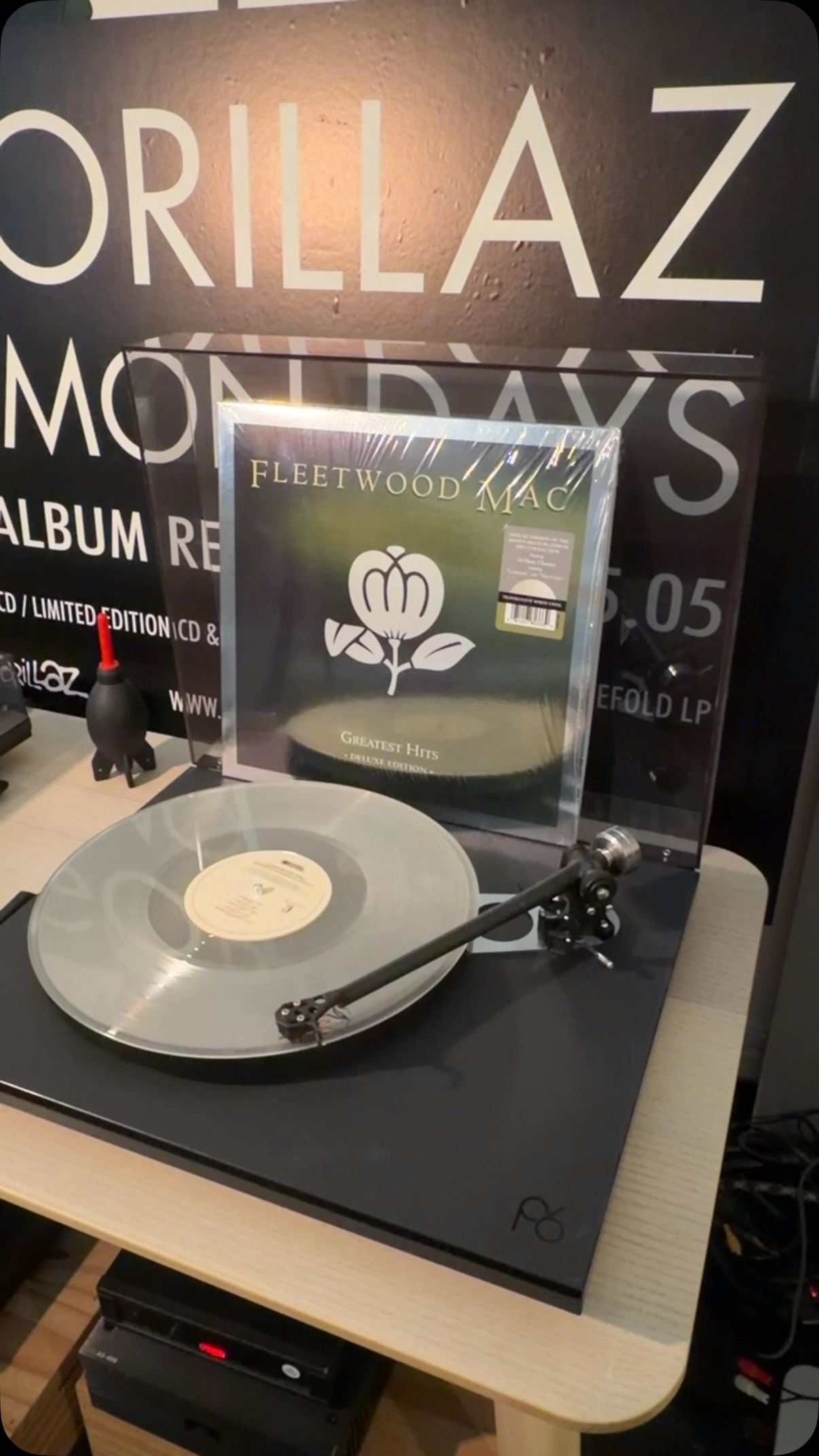 Fleetwood Mac Greatest Hits 2LP deluxe. The best thing about this