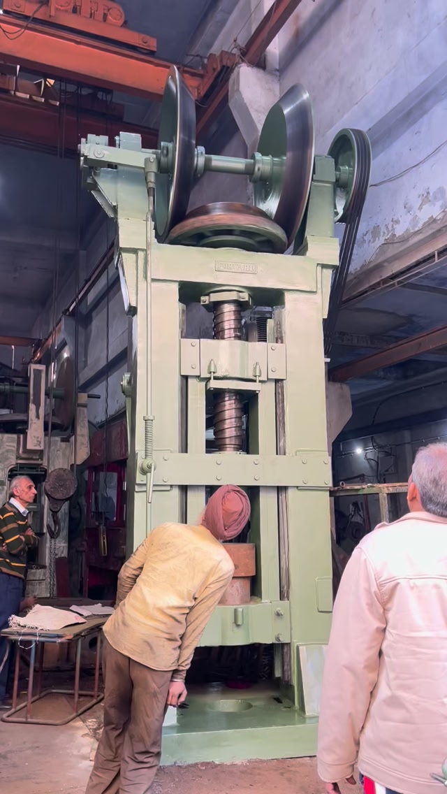 Forward Make Forging Screw Press Up Stroke, Friction Screw Presses ...