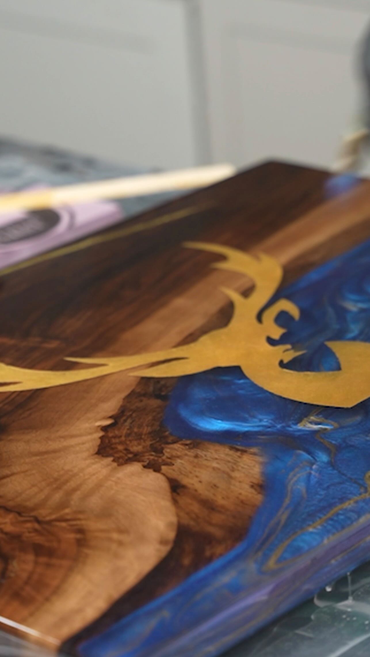 DIY epoxy coated countertop using the shou sugi ban wood burning ...