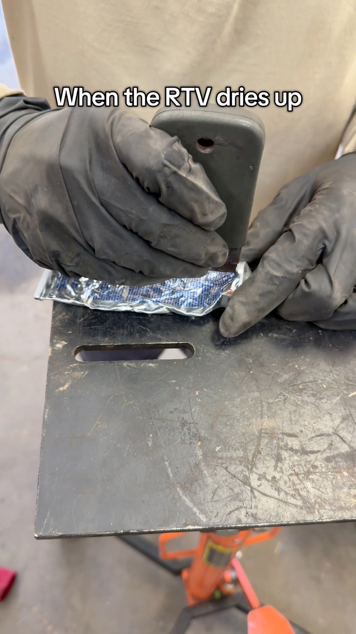 What do you do to keep your RTV from drying up? #cars #mechanic # ...