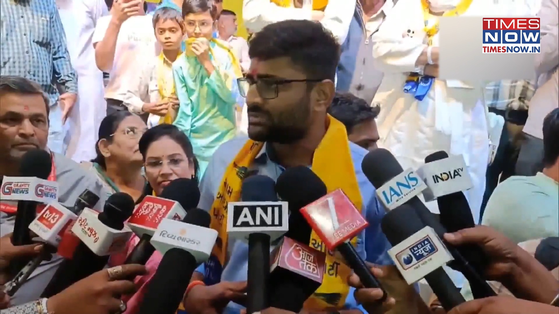 Chaos erupted at an AAP rally in Jamnagar as a shoe was thrown at MLA ...