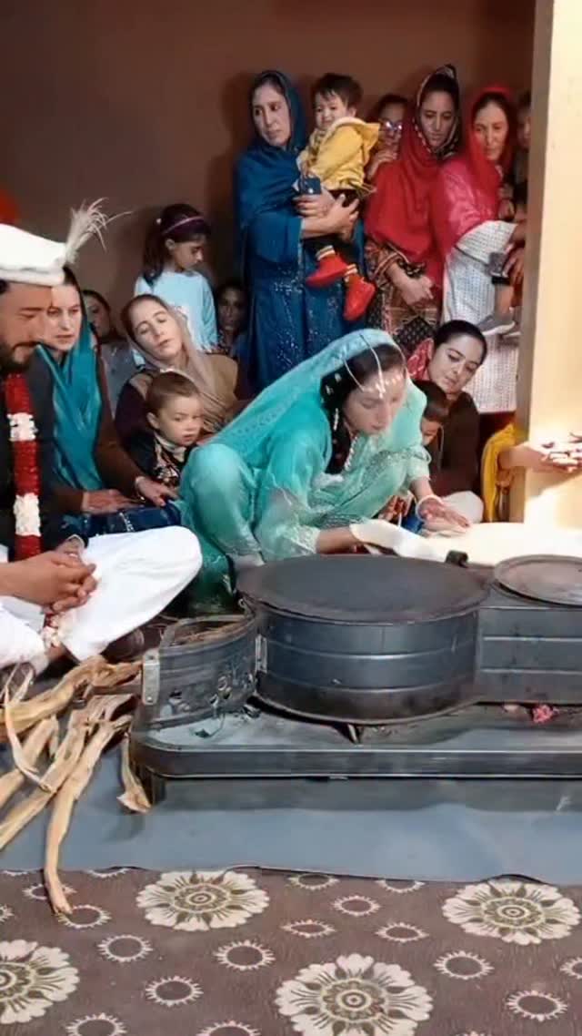 You asked for it — here’s the full reel! 😍 Traditional roti making at a ...