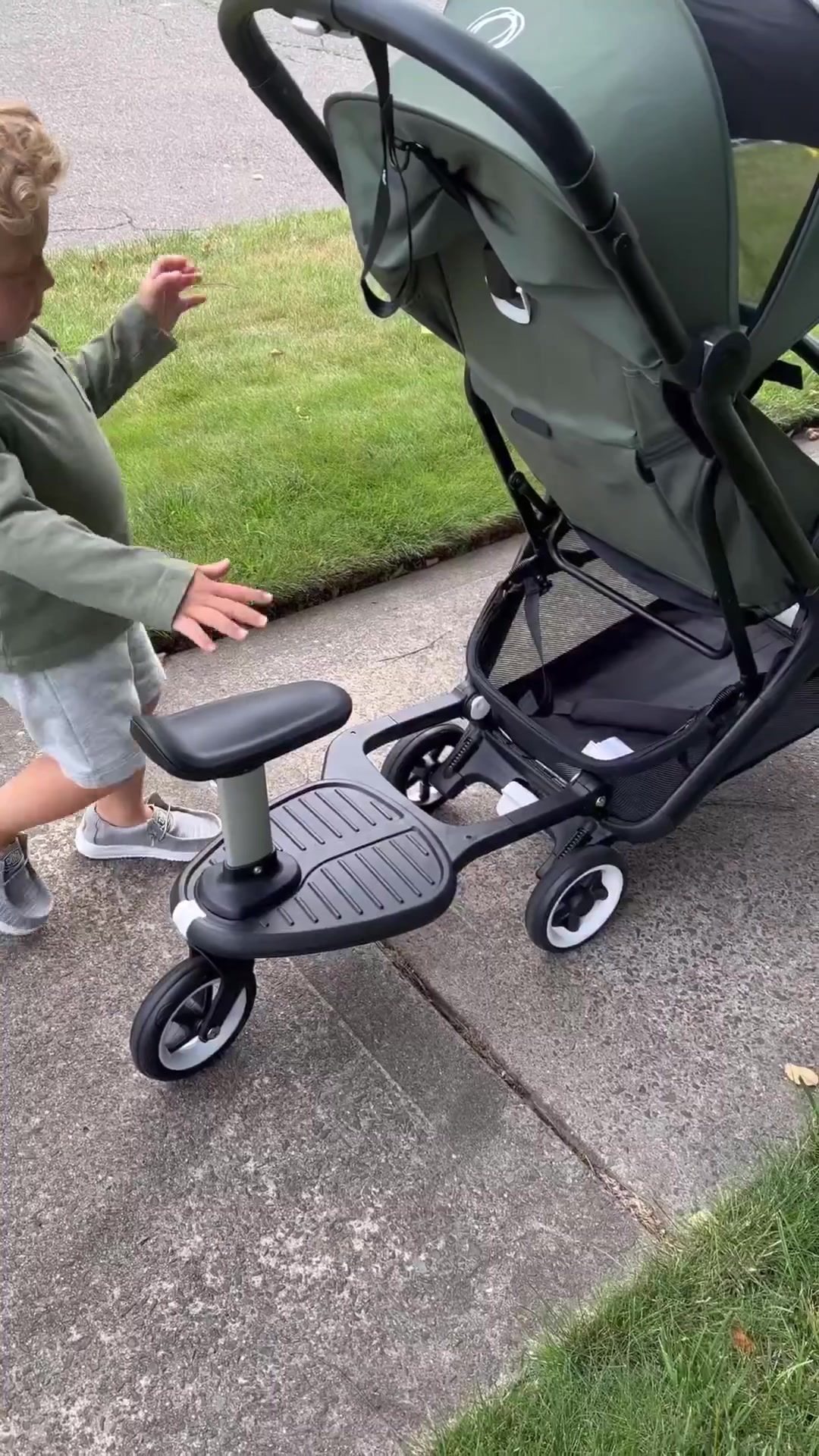 dreamer design double jogging stroller BOB In Black seat jogging stroller that Chicco - Brandclub - Select Color:BlackNavy IG12A