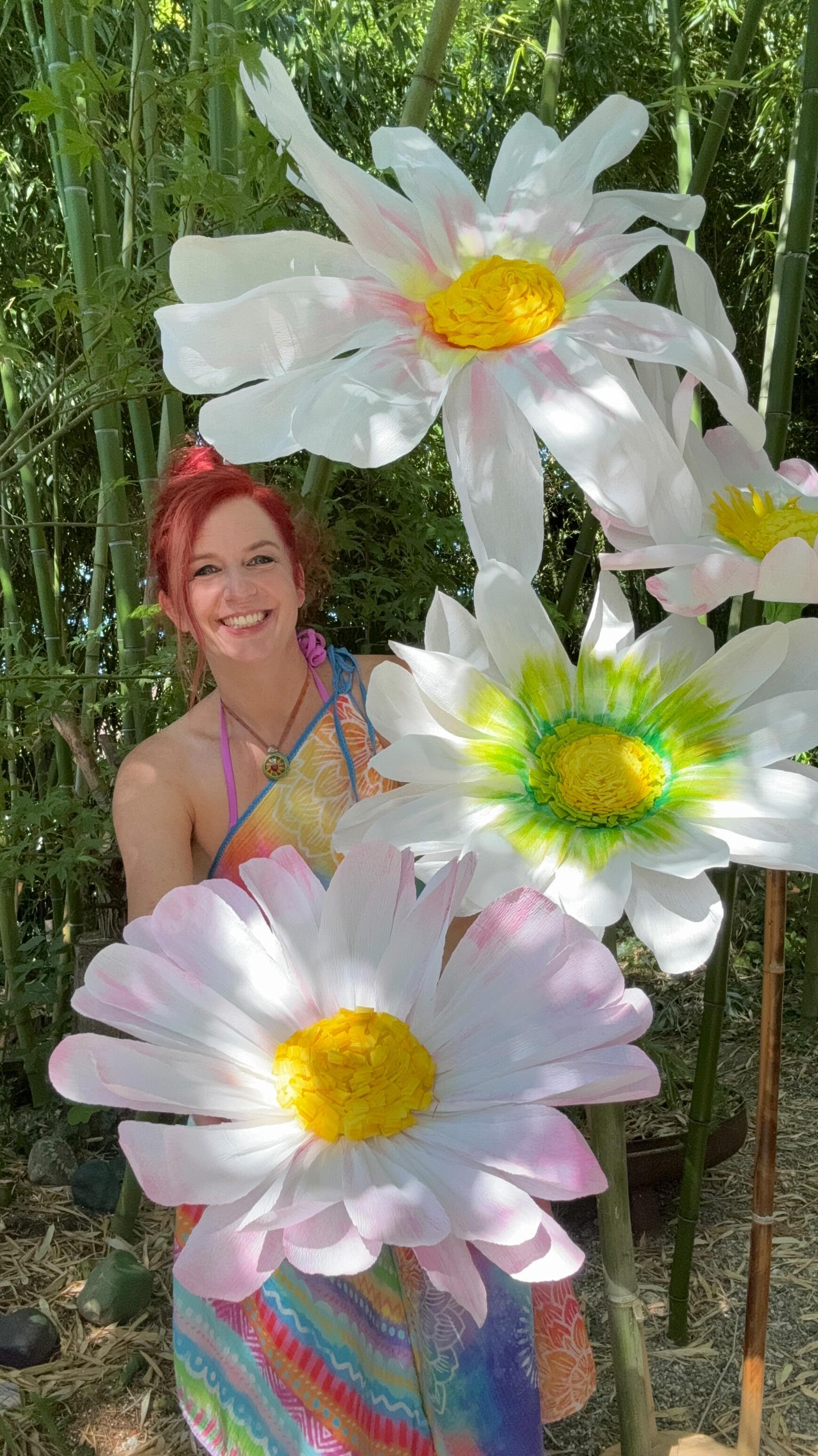 Riesen-Gänseblümchen-Liebe!!, 🥰🌼🥰🌼🥰🌼🥰🌼🥰🌼, Im wahrsten Sinne des Wortes😆, Solche Mega Blumen für die schönsten Sommerpartys oder einfach als originelle Wandgestaltung könnt ihr ganz einfach mit