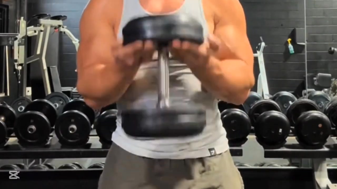Top 7 Dumbbell Exercises to Grow Your Biceps Naturally Build Huge ...