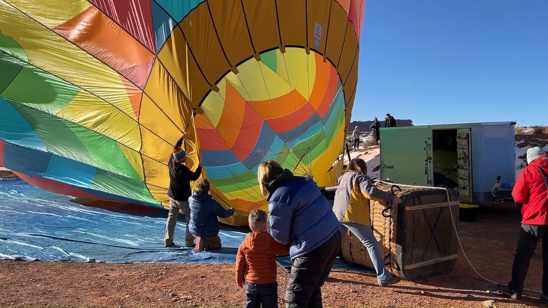 📚 Bluff Balloon Festival — A Science Lesson🎈 OK, Class, let's review ...