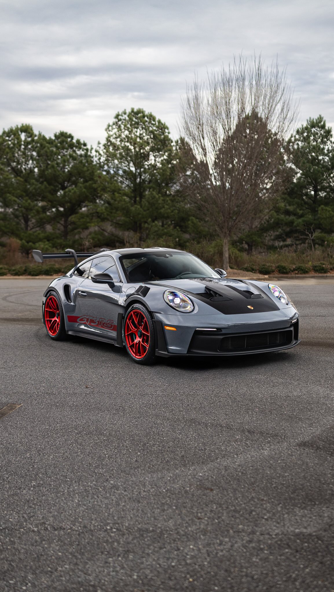THE 911 GT3 RS. 2023 | Arctic Grey | PDK | Weissach Pkg. Satin Red Pyro ...