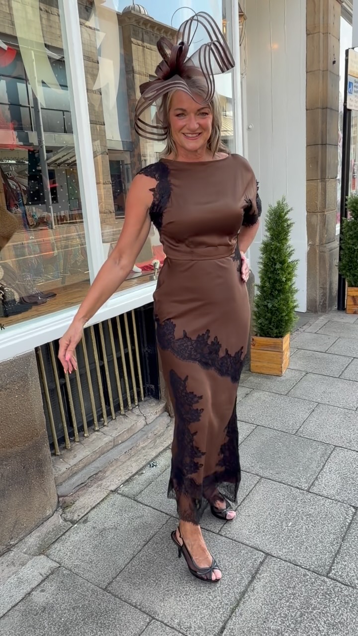 brown dress with black lace 🤎NEWNESS FROM NFD🤎, The Never Fully Dressed Fearne is simply stunning. Asymmetrical sleeves trimmed lace. cover the chocolate silky feel material and makes this piece look Comfortable Summer Dress ANDREĀDAMO Asymmetric Draped Maxi Size:26 W Bodycon / fitted sheath