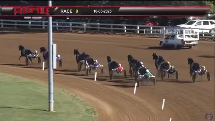 Delaney Hanover wins the 60th Kentucky Filly Futurity! #harnessracing X ...