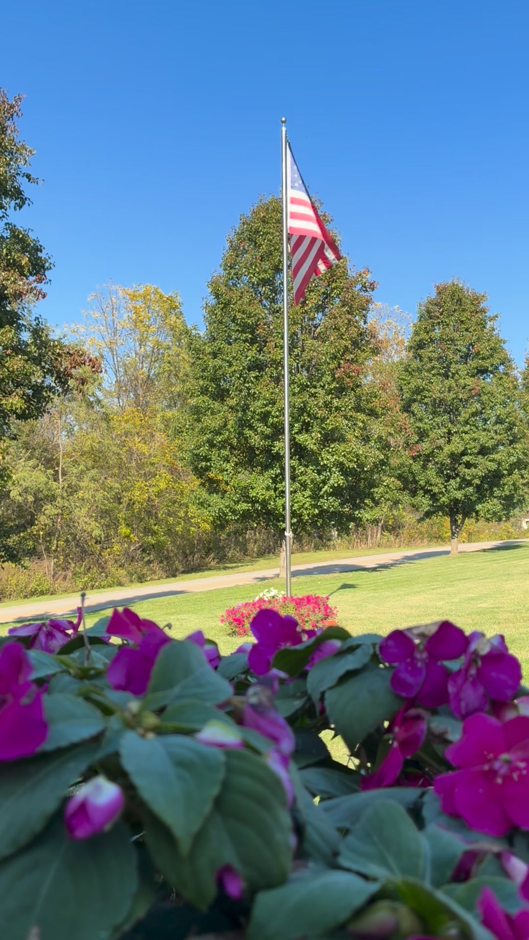 Unseasonably warm winds of change blowing into town Saturday afternoon ...