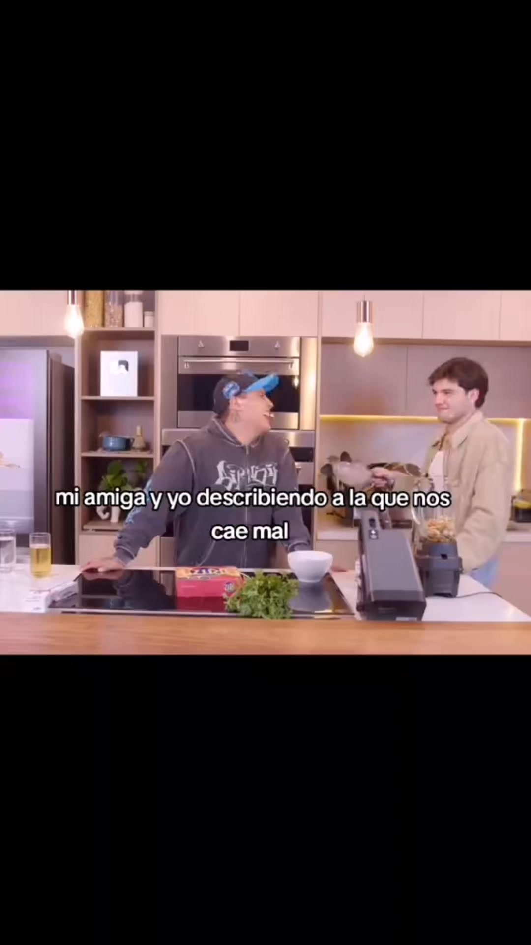 Hicimos mi3rd4 a la Bea 🤣🤣 | Guácala que Rico Podcast | Facebook