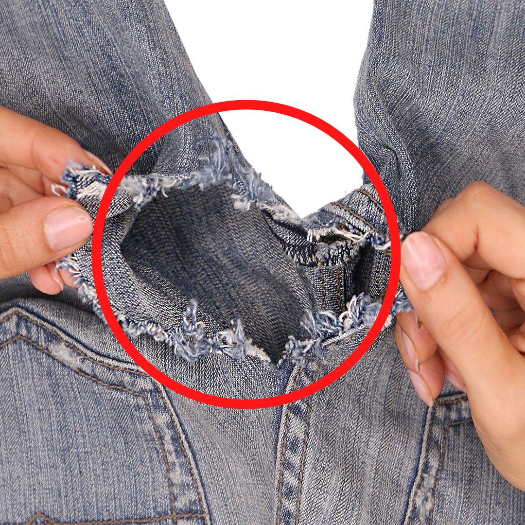 Comment coudre un trou dans un jean entre les jambes de manière ...