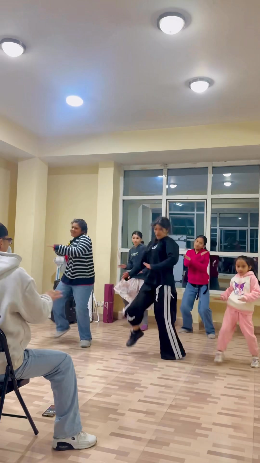 DEV DANCE STUDIO | #fypageシ #reelsviralシ #dance #foryou #fypviralシ ...