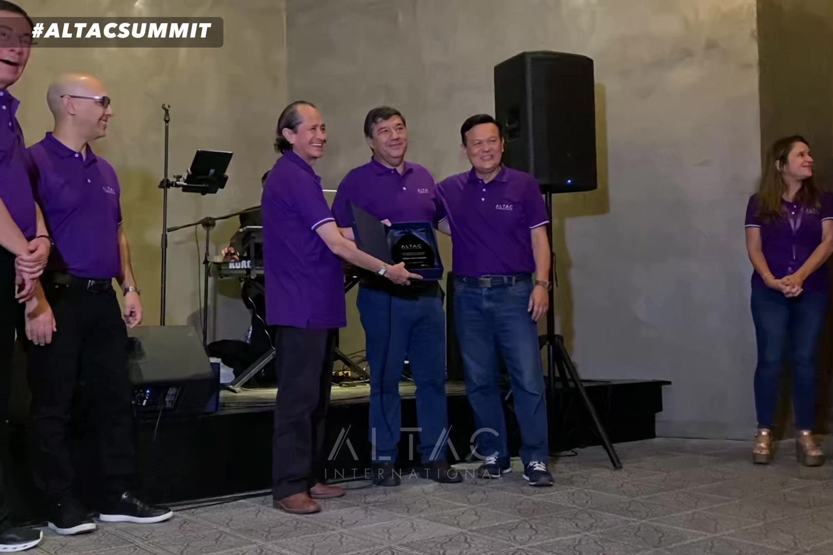 Nuestros socios anfitriones del ALTAC Summit 2023, Juan Cano y Carlos ...