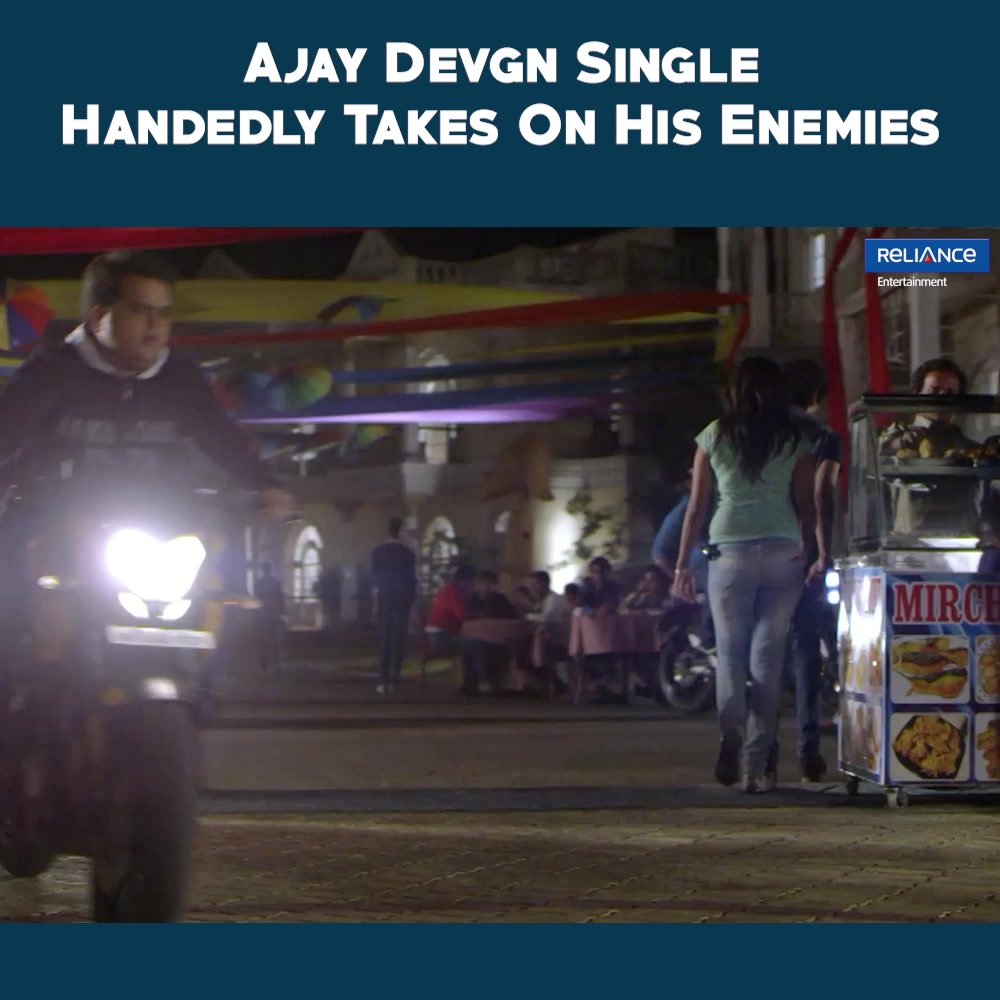 Ajay Devgn Single Handedly Takes On His Enemies | Golmaal Again | Movie ...