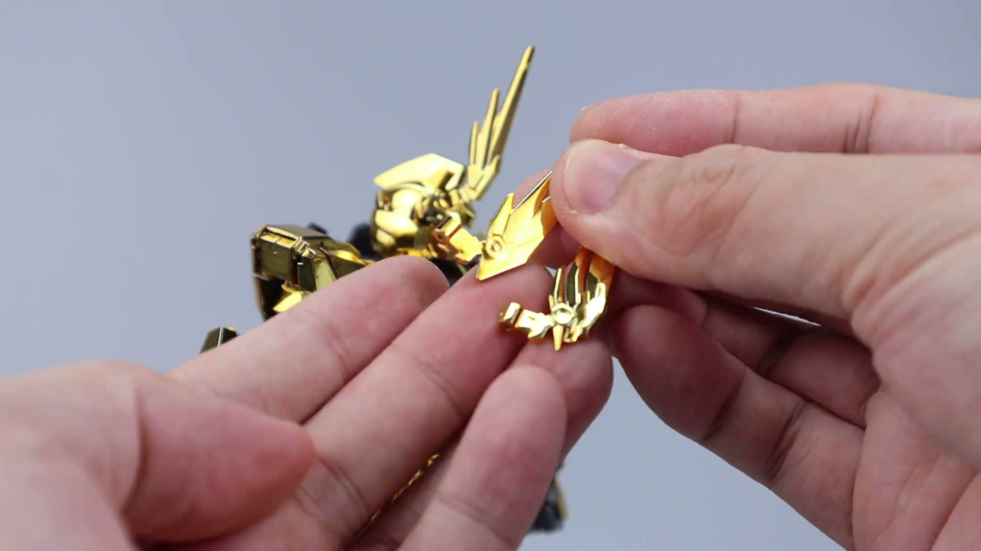 Video show non-led version! 【 Pre-Order 】 Shen Shou Model MGEX