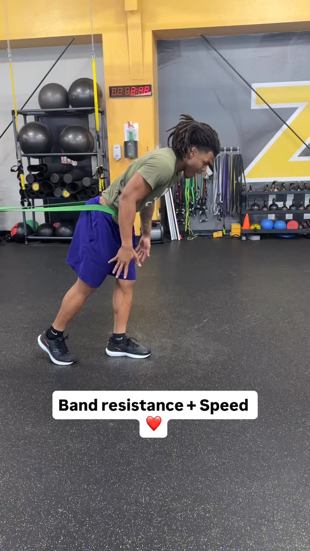 Resistance Band Sprints: Build Explosive Speed 💥 Today we stayed inside ...