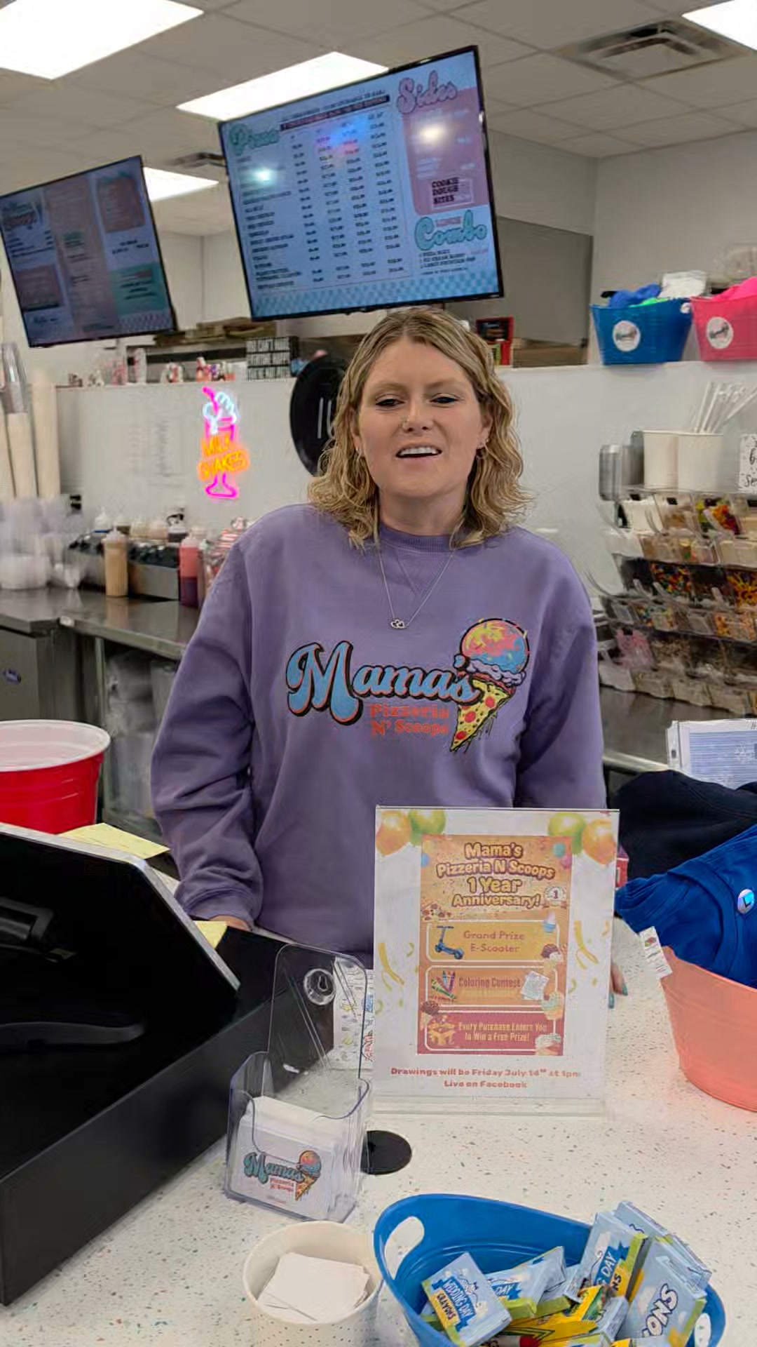 Mama's Pizzeria N Scoops | Frazee MN