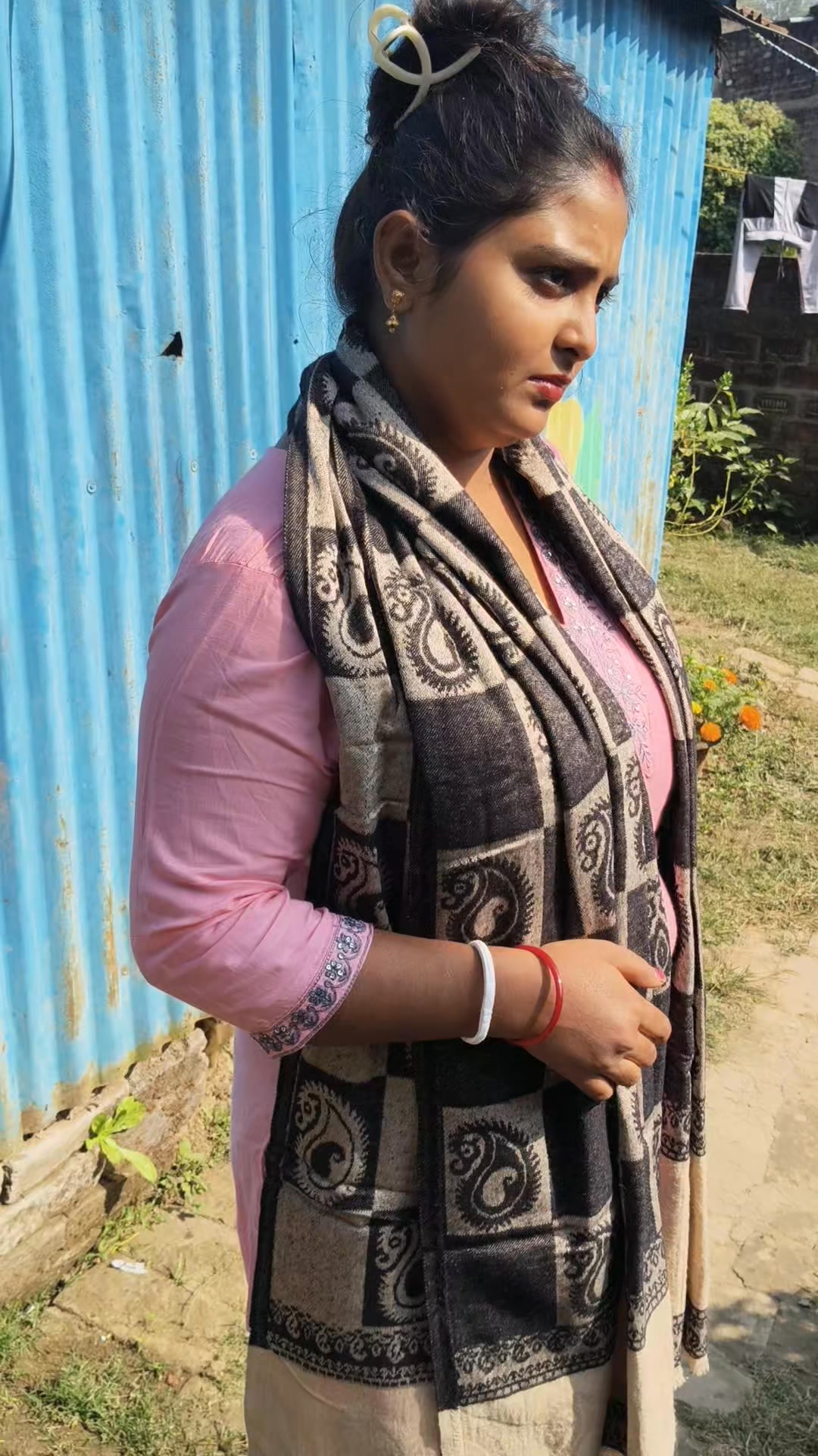 Mona Raj on Reels | Facebook