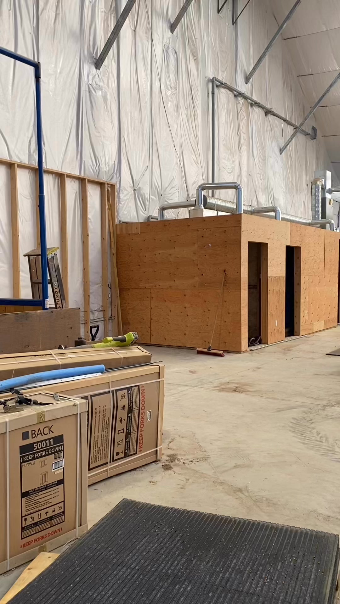 Things are slowly starting to come together here at Sublime Stables ...