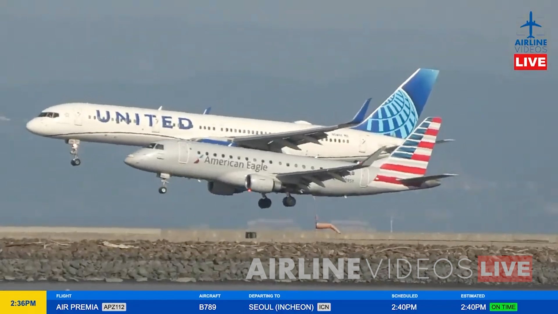 DOUBLE THE ACTION 😮 ️ Two jets, two runways, one insane sight — side-by ...