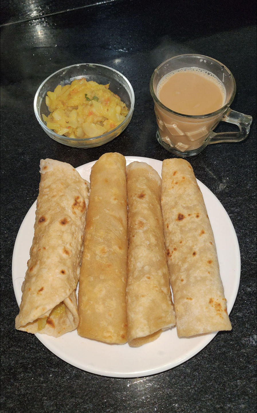 Home made roti roll and chiya😱🤤 #reelsfypシ #viralvideochallenge # ...