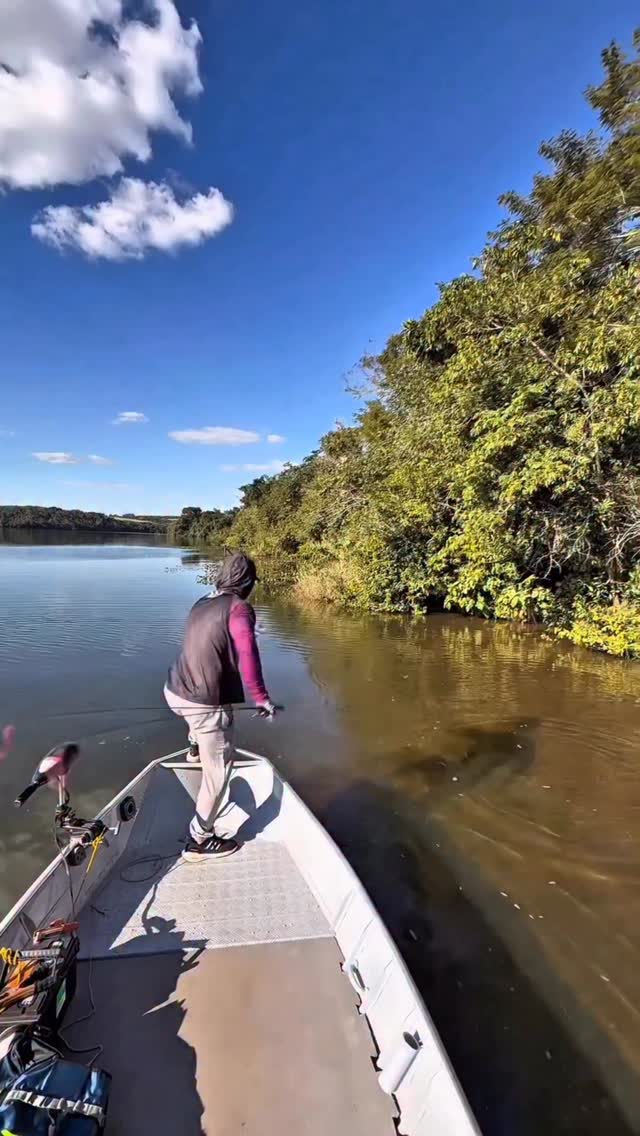 Using spam for bait to catch fish 🎣 | Haz Life Fishing | Facebook
