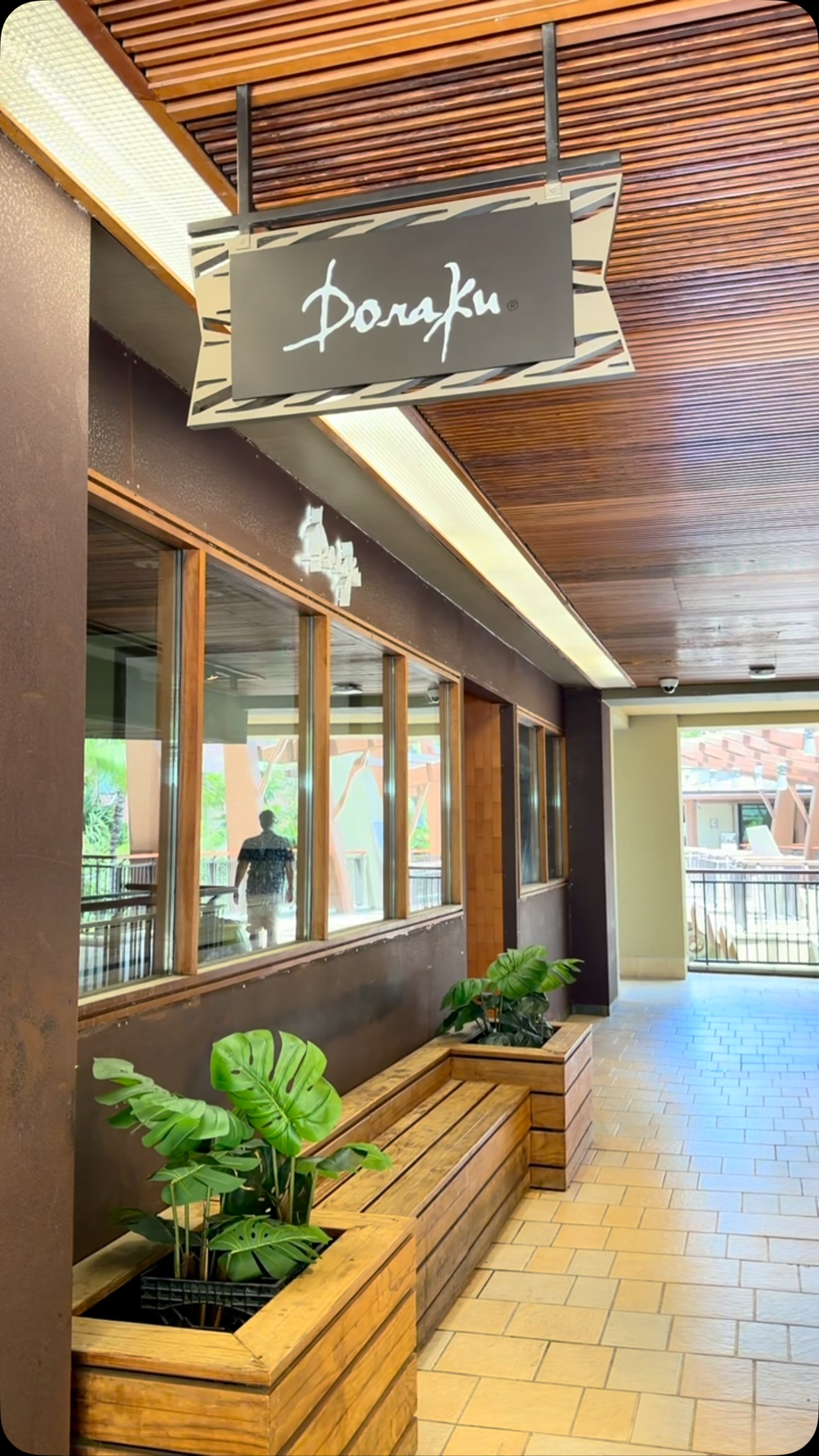 Doraku Waikiki | Honolulu HI