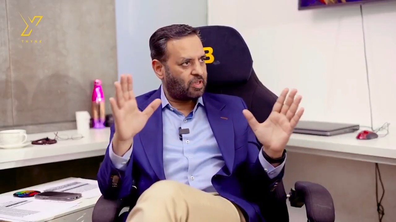مصطفیٰ کمال کا ریاستِ پاکستان سے انیس ایڈوکیٹ کو حفاظتی تحویل میں لینے ...