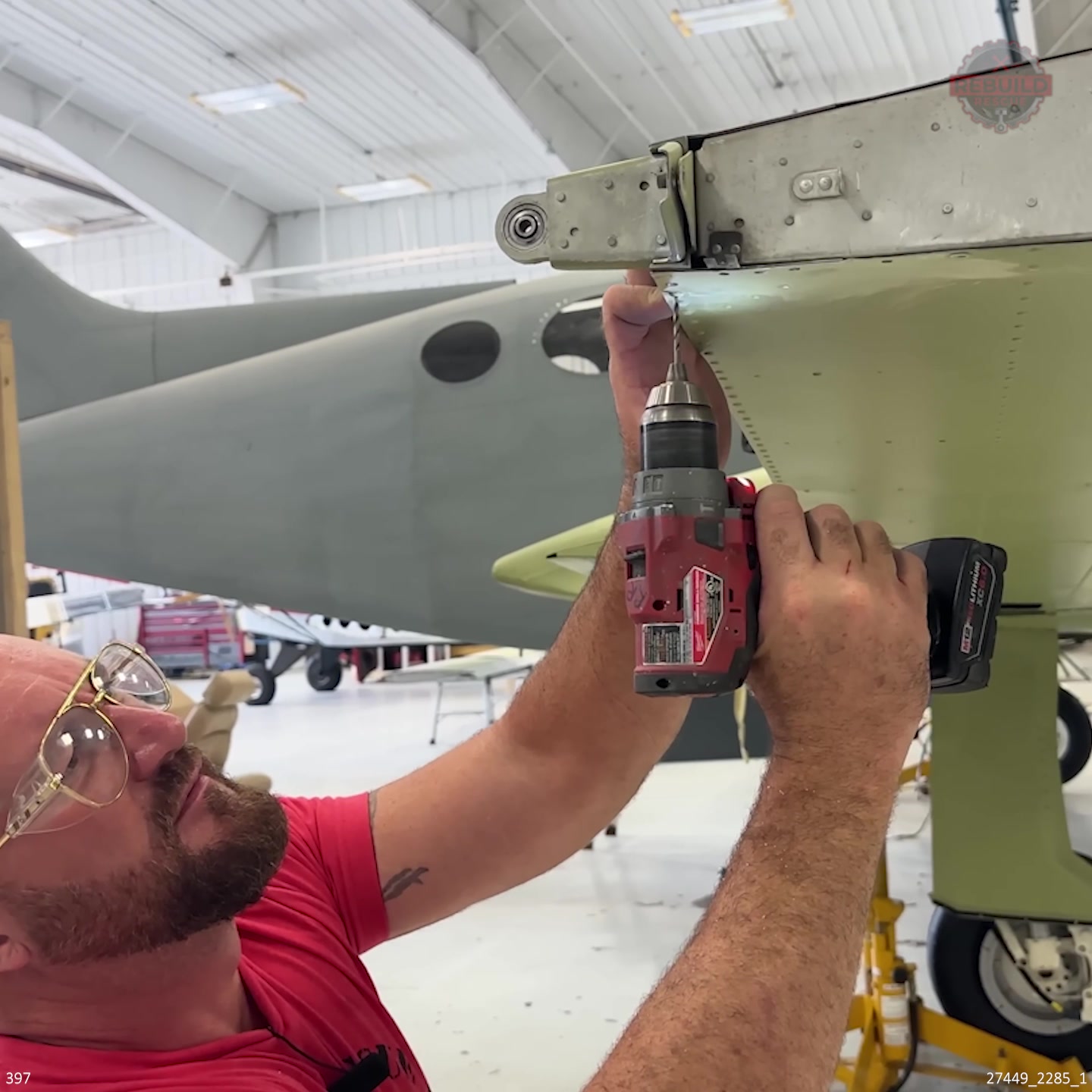 Trouble Installing The Fuel Tanks On The Free Abandoned Airplane ...