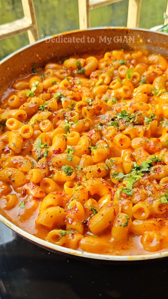 Craving something chatpata + cheesy? This Viral Cheesy Masala Pasta is ...