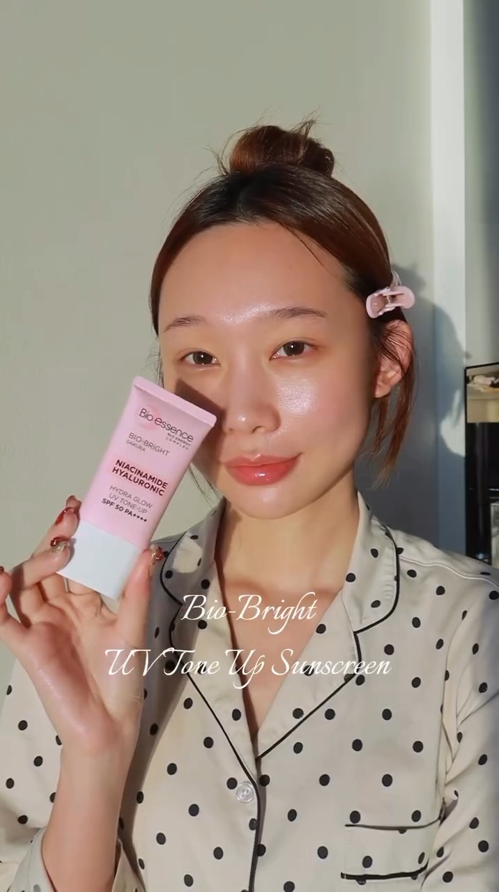 If your skin’s been feeling dull or dry, these 3 Bio-Bright products are about to become your new best friends!, 🌸 Bio-Bright Hydra Glow 2-IN-1 Serum — 3 tones visibly brightens & hydrates in 7 days., 