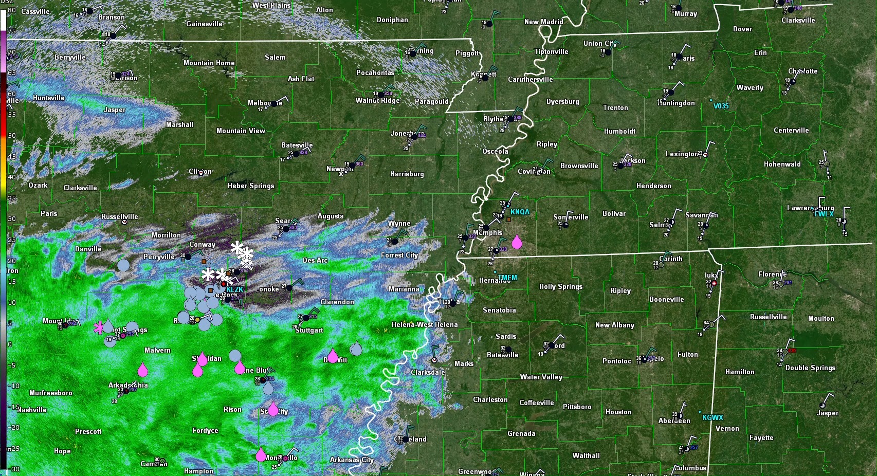 Here's a quick radar update of the approaching winter weather ...