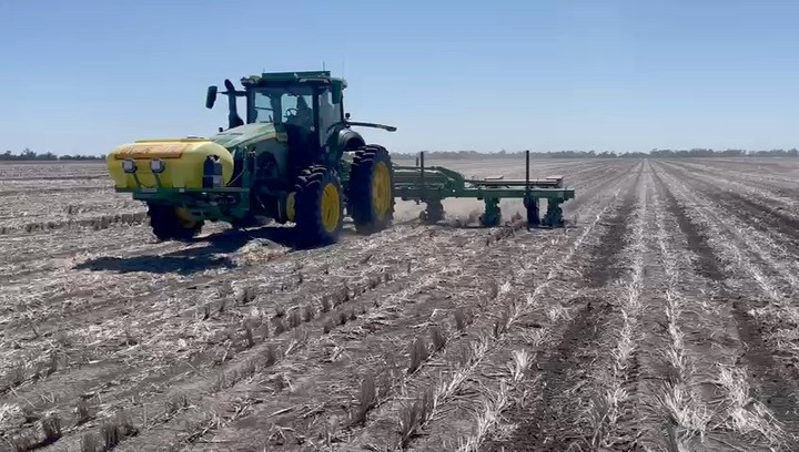 Our 12m StackFold with DX50 Row Units on 1m spacing planting dryland ...