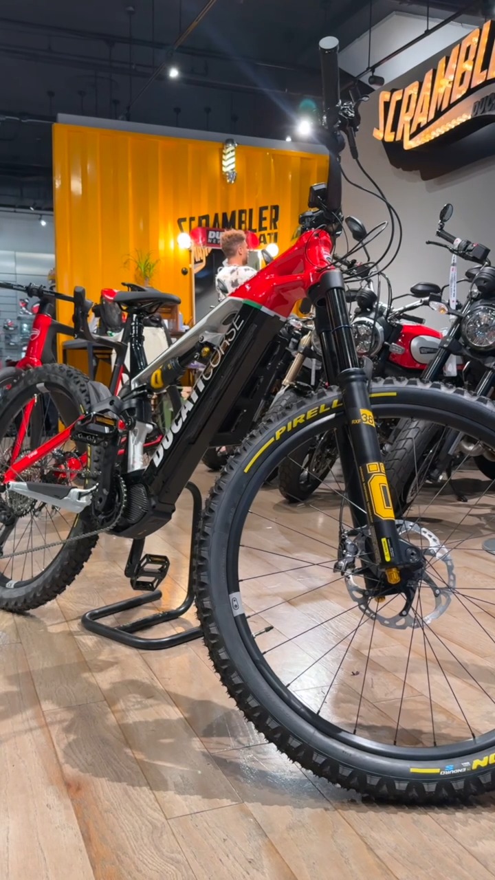 autoreifen mit handpumpe aufpumpen Reifenfüller, Universal Schrader Pumpe Inflator Presta Ventil Pumpe, Elektrische Luftpumpe für Autoreifen, Motorrad, Elektrofahrradpumpe und Fahrradpumpe Sport & Freizeit Category:Kinder Jugend Fahrräder_CUBE FPH863  Semi Integrated KICHOUSE Kettenblattschutz – Leichtes Farbe:Wasserstoffweiß