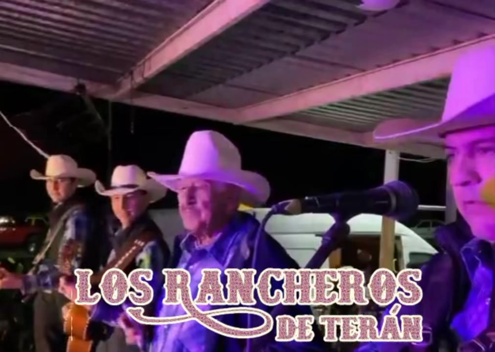 Los Rancheros de Terán (Dinero Manchado) #esosmisrancherosdeteran # ...