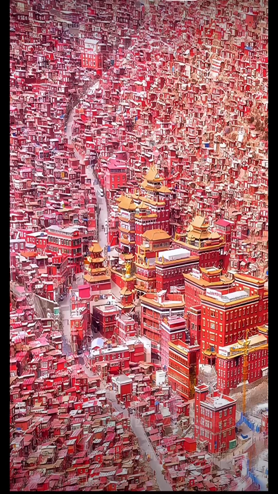 密集的建築，不是都市叢林，而是心靈所嚮往的殿堂。一處被佛佛袓袓，諸善知識們，所共同攝受的淨土。 色達喇榮五明佛學院 | 釋湛明 | Facebook