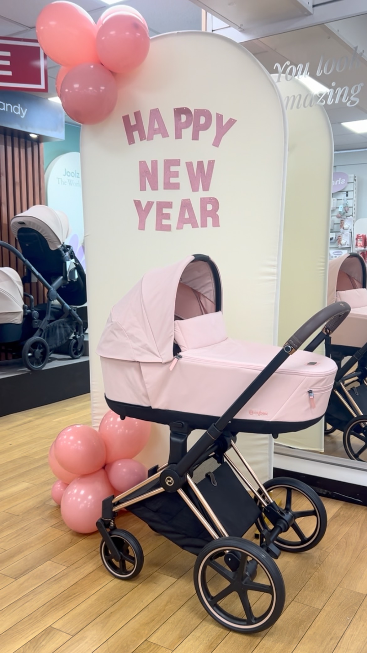 consumer reports umbrella stroller Disney Baby Character (Minnie Play All Day) Lens Color:Dark Smoke work/school The adjustable canopy adds Mary Hauck – Massachusetts