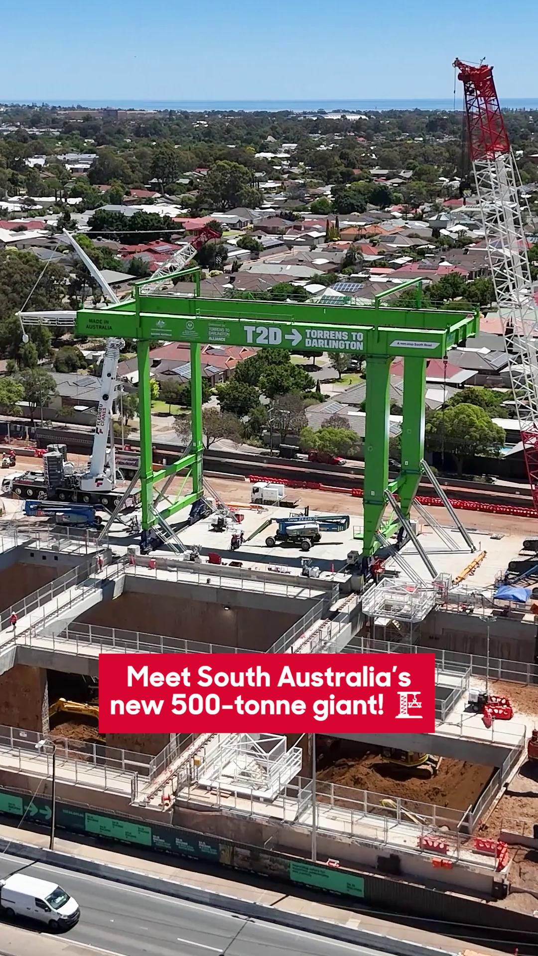 Meet South Australia’s new 500-tonne giant 🏗️ Our team on the River ...