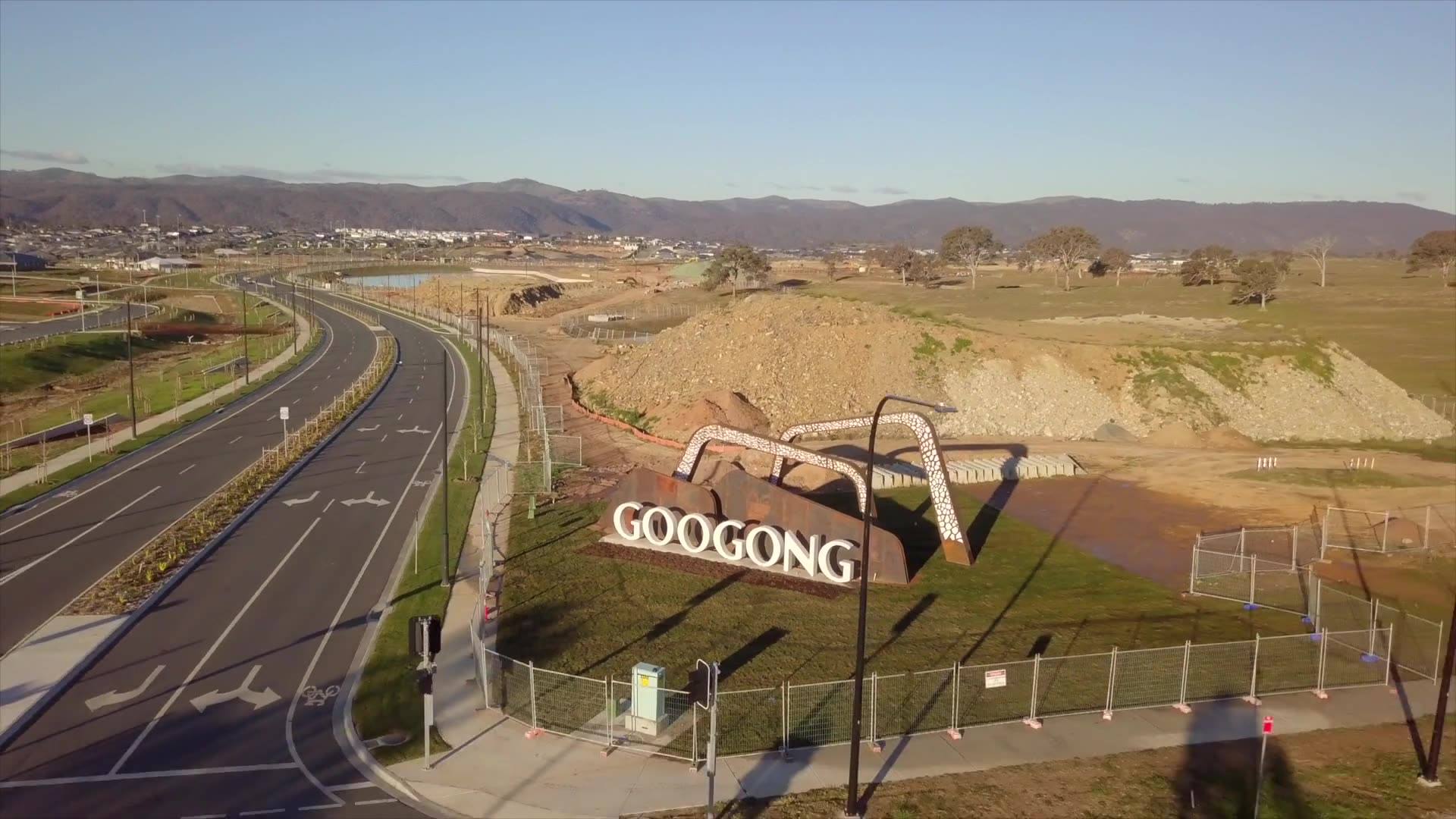 This sculpture marks the main entrance to Googong. This is the ...