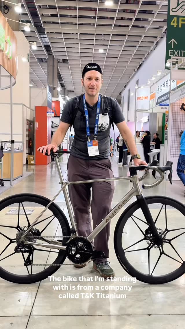 This $3,500 titanium frameset ditches traditional joints for a