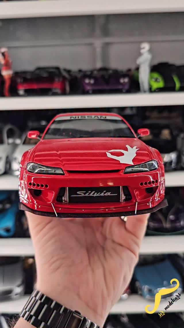 Nissan Silvia S15 Rocket Bunny Red 2014 - Ottomobile / 1:18