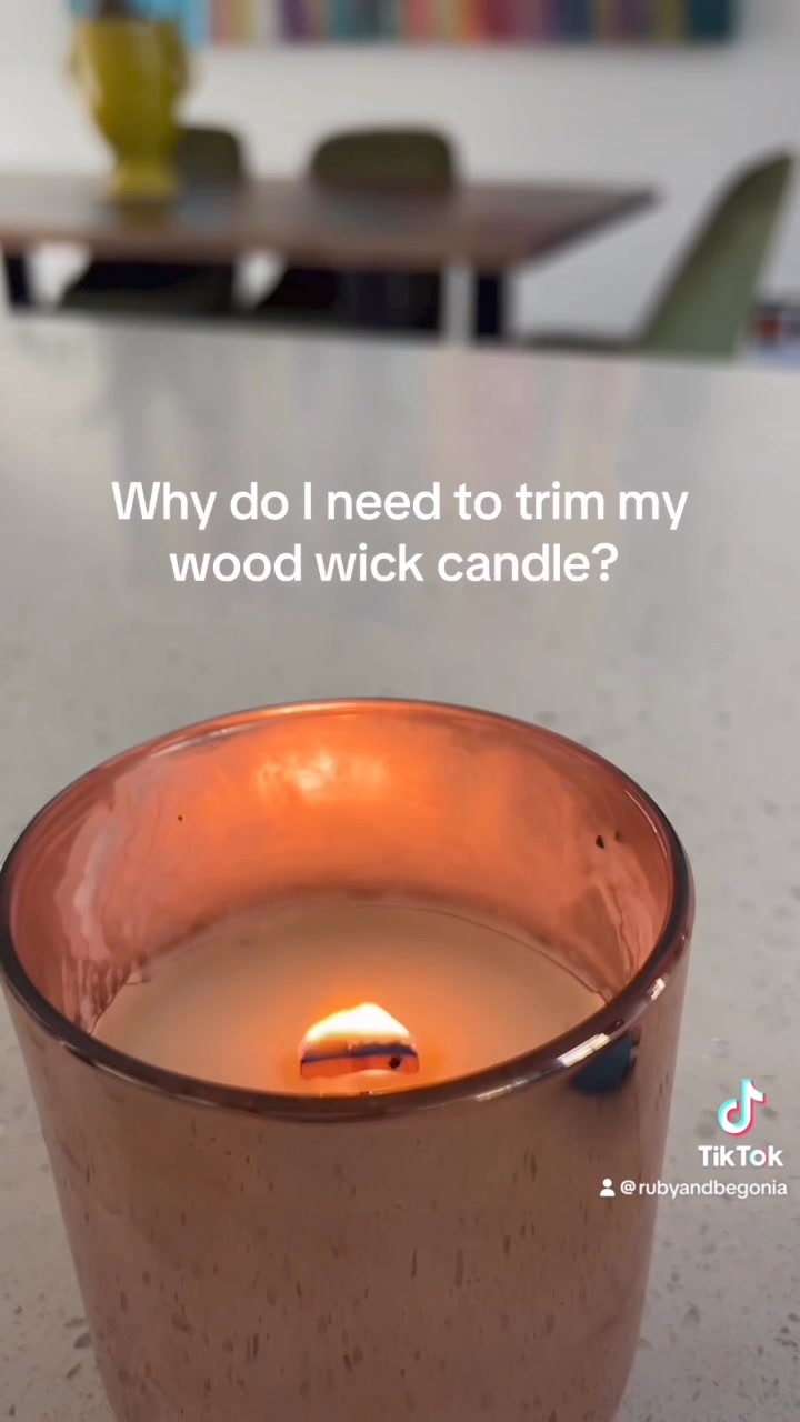 Another day… another post about why you should trim your wick 😊🫶🏼🔥 , #woodwick #candles #trimyourwick #soycandles #healthycandles | Ruby + Begonia