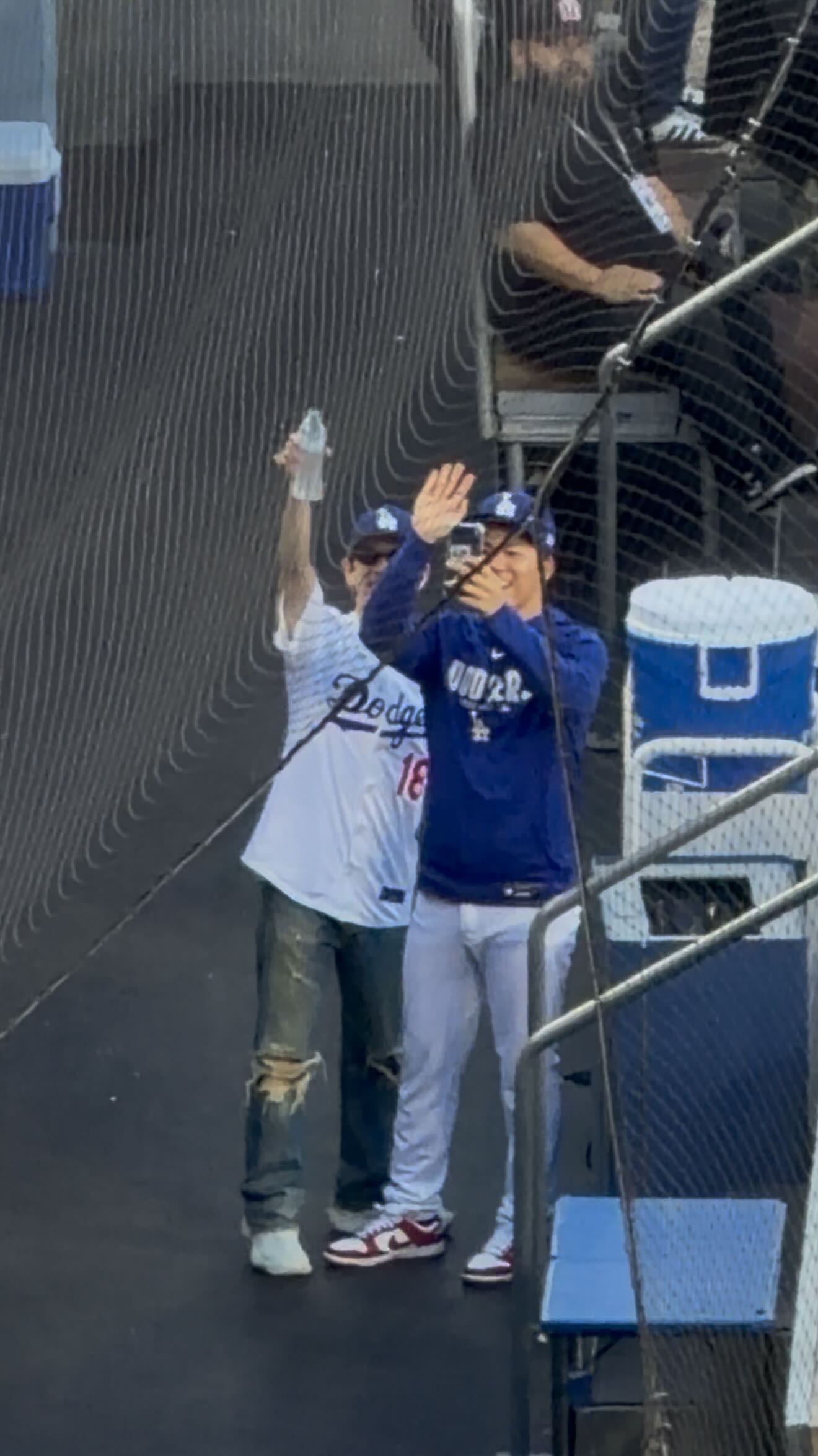 Taka (ONE OK ROCK) 🎸x Yoshinobu Yamamoto ⚾️ | Angela Wu