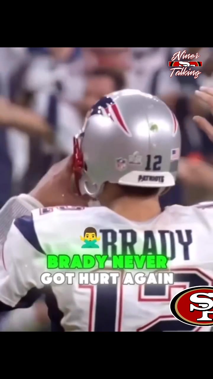 balloon art football helmet Cowboys 21