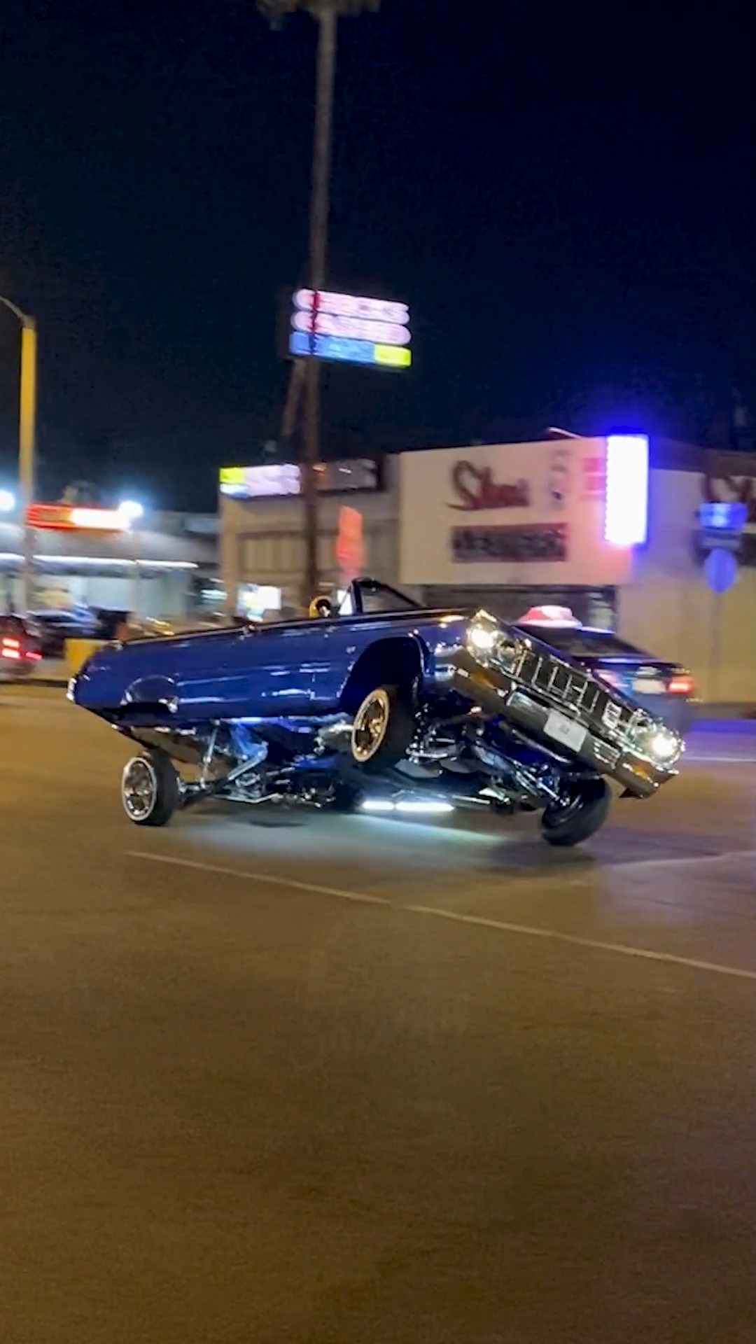 Jimmy Humilde LIFTING his 64 Impala Convertible LOWRIDER into 3 WHEEL ...