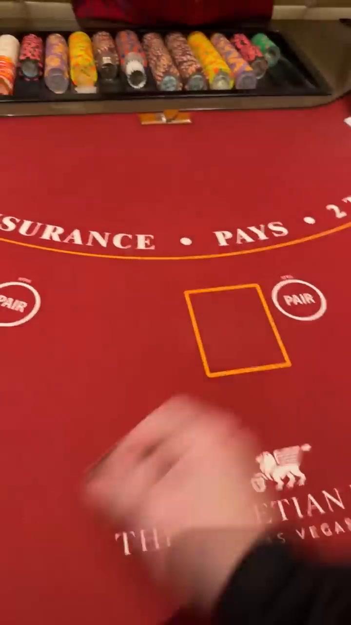 Rouleau De 25 Jetons De Poker Laser Las Vegas $5000 Rose – Poids 11.5g Avec Insert Métal – Qualité Pro