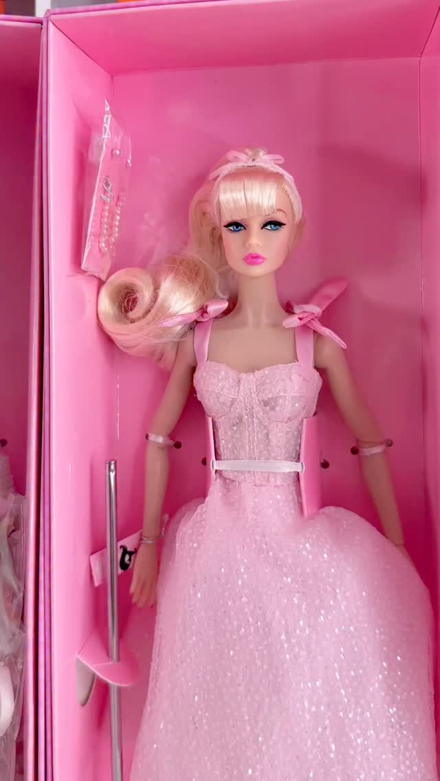 Poppy Parker's Sweet 16 Event Dolls 💖 💐 Birthday Bouquet Poppy